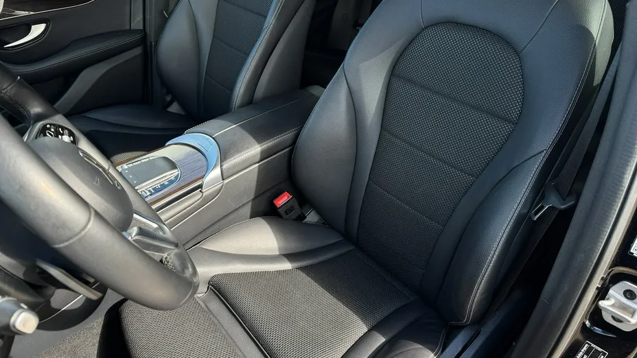 MERCEDES-BENZ GLC -