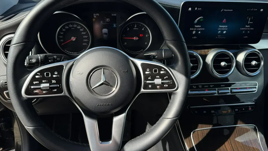 MERCEDES-BENZ GLC -