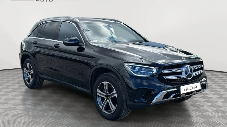 MERCEDES-BENZ GLC -
