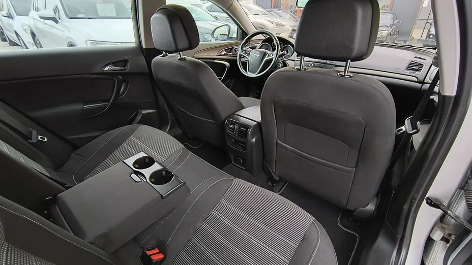 OPEL Insignia -