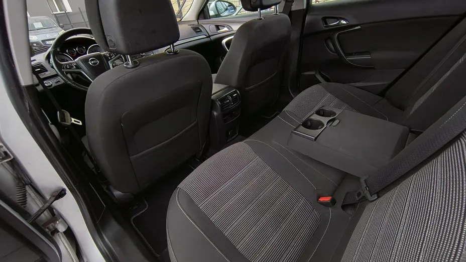 OPEL Insignia -
