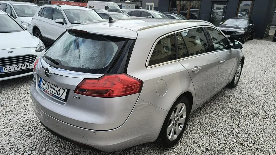 OPEL Insignia -