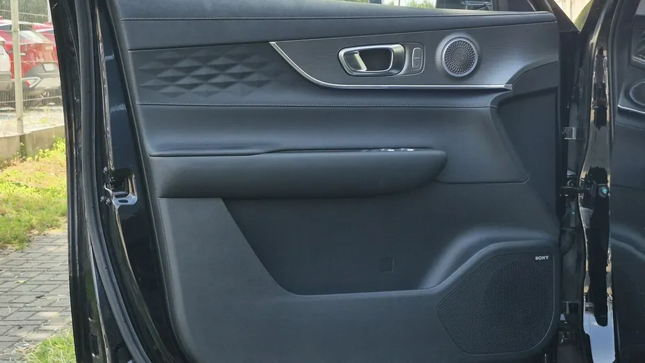 CHERY Tiggo 8 -