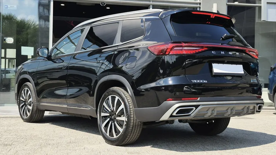 CHERY Tiggo 8 -
