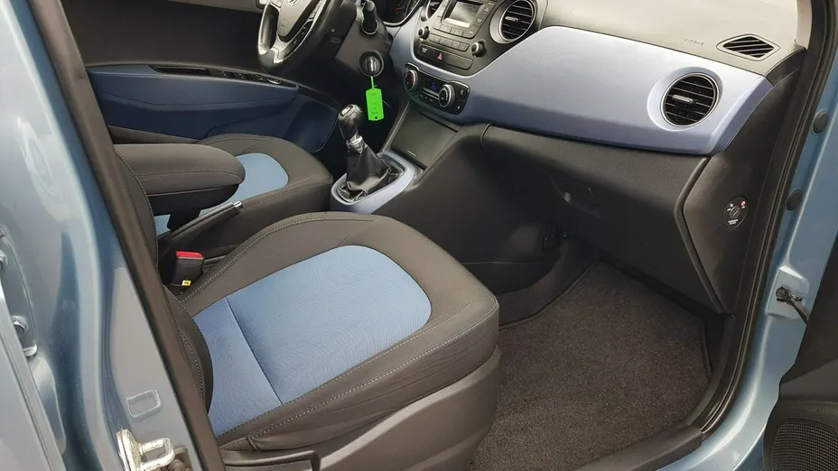 HYUNDAI i10 -