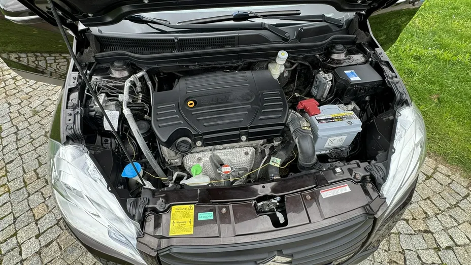 SUZUKI S-Cross -