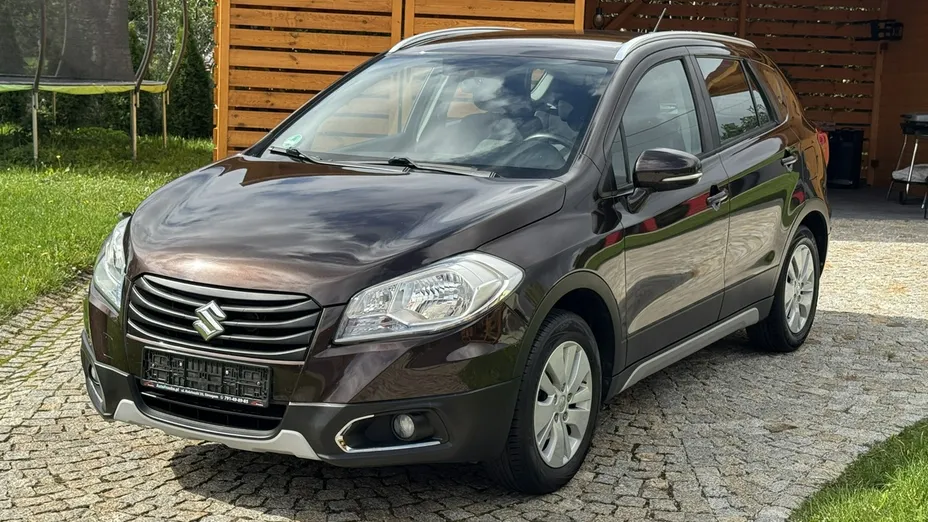 SUZUKI S-Cross -