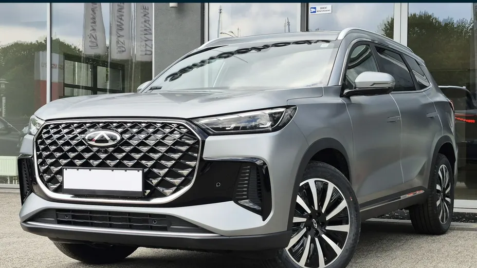 CHERY Tiggo 8 -