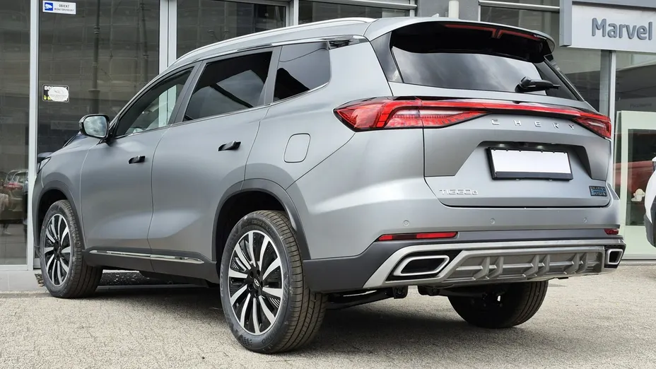 CHERY Tiggo 8 -