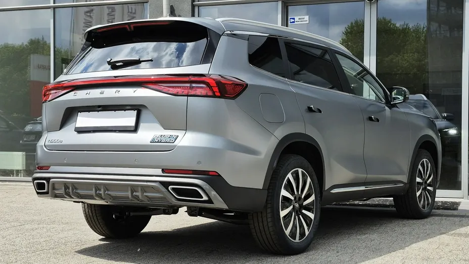 CHERY Tiggo 8 -