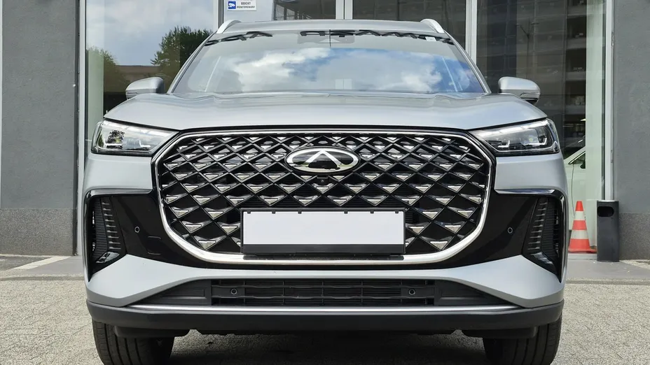 CHERY Tiggo 8 -