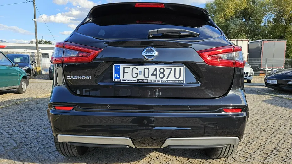 NISSAN Qashqai -