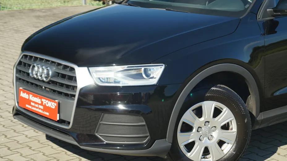 AUDI Q3 -