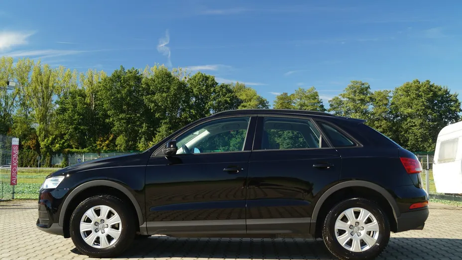 AUDI Q3 -
