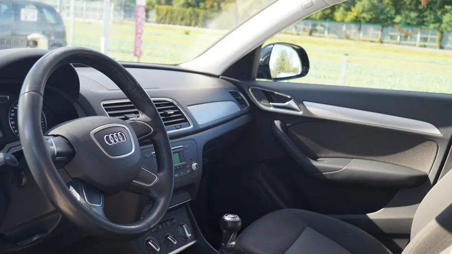 AUDI Q3 -
