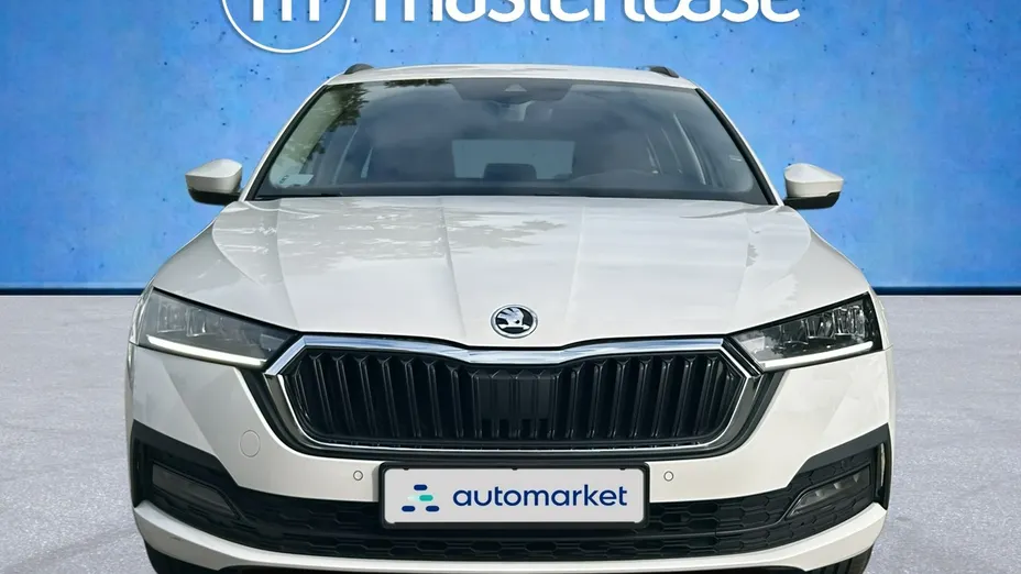 SKODA Octavia -