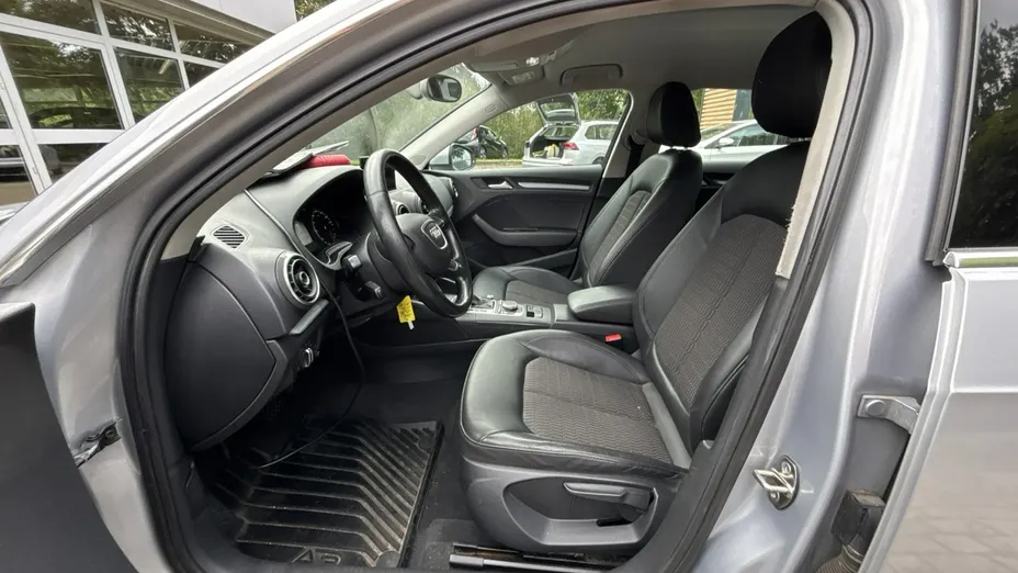 AUDI A3 Sportback -