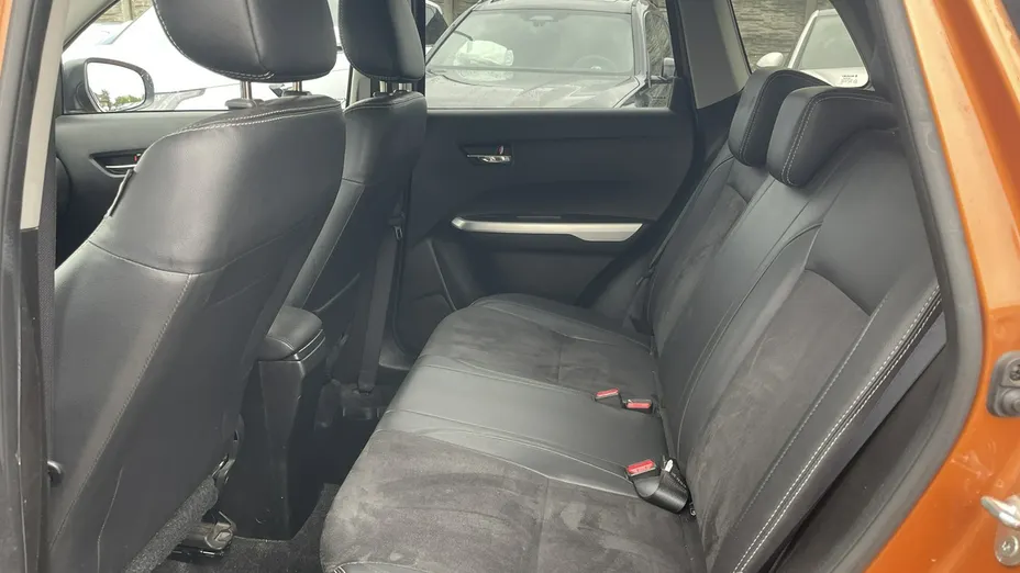 SUZUKI Vitara -