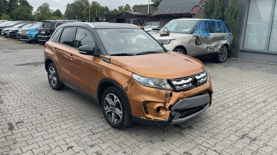 SUZUKI Vitara -