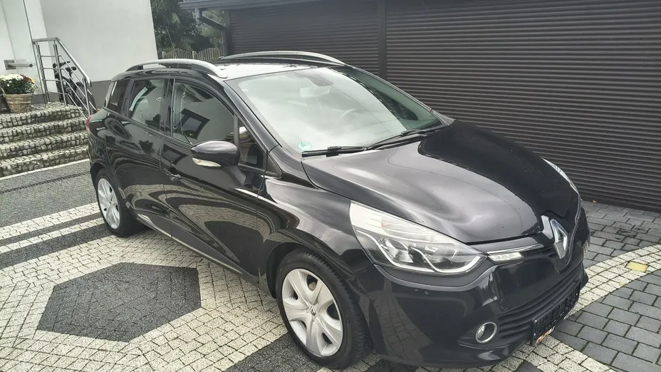 RENAULT Clio -
