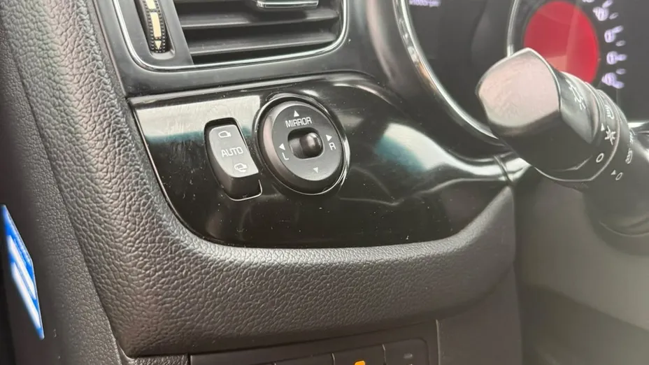 KIA ProCeed -