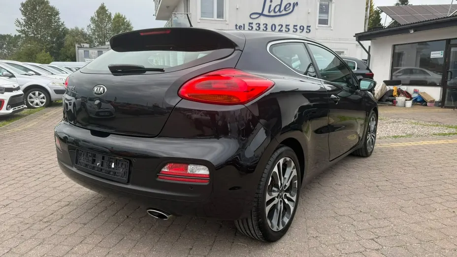 KIA ProCeed -
