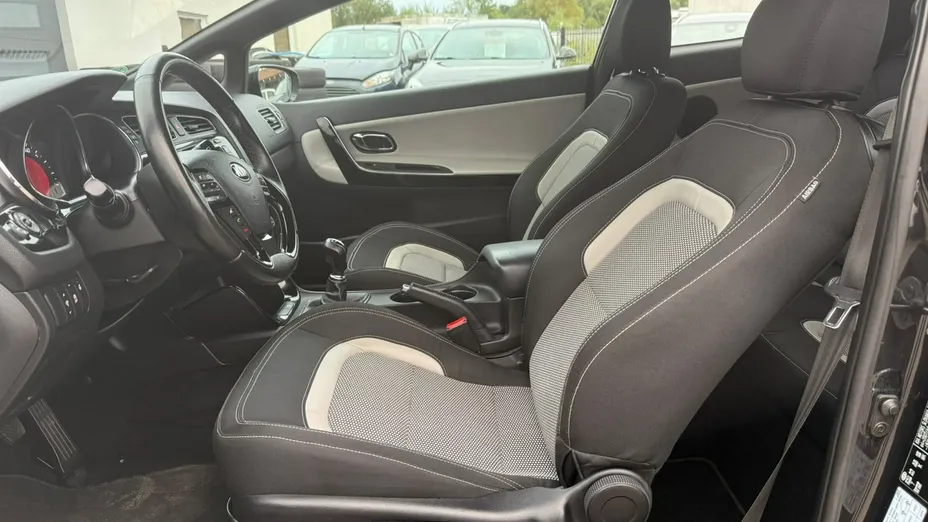 KIA ProCeed -