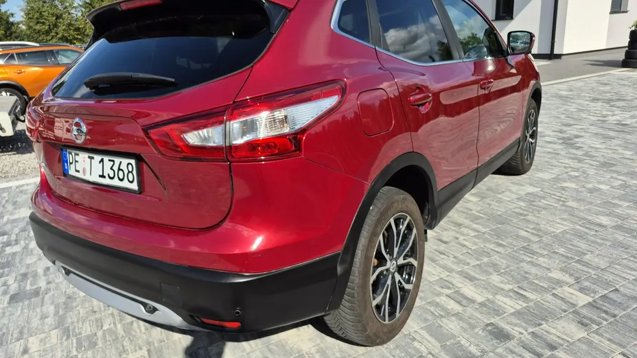 NISSAN Qashqai -