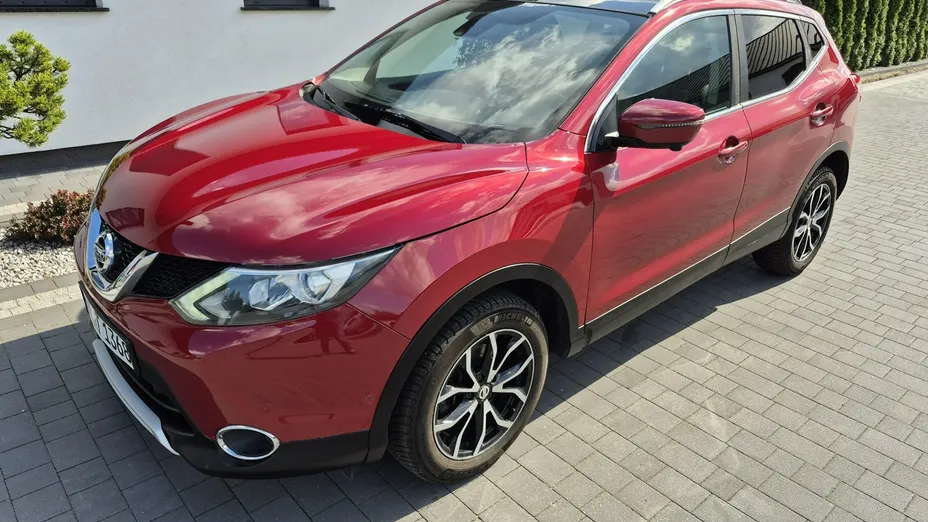 NISSAN Qashqai -