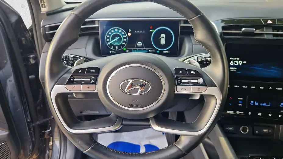 HYUNDAI Tucson -