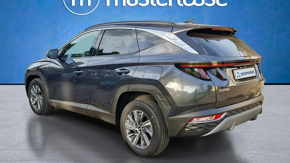 HYUNDAI Tucson -