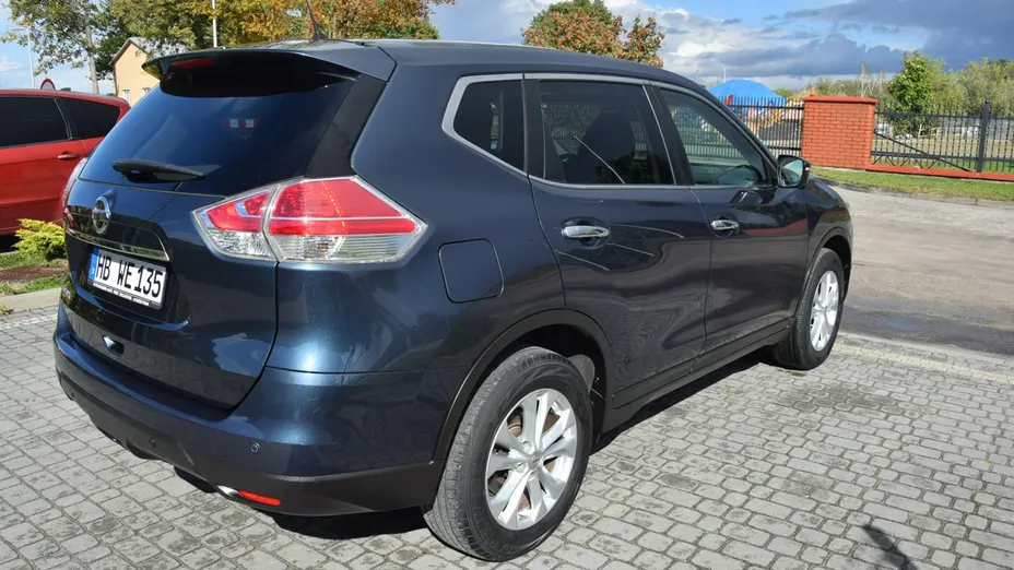 NISSAN X-Trail -