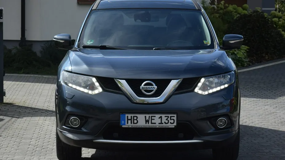NISSAN X-Trail -