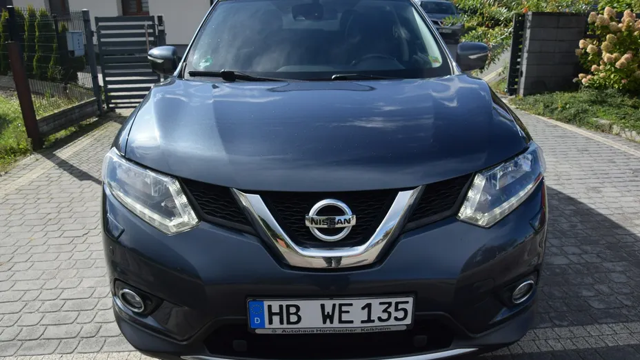NISSAN X-Trail -