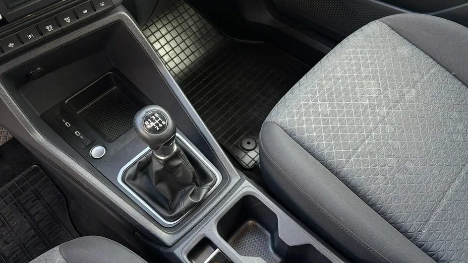 FORD Tourneo Connect -