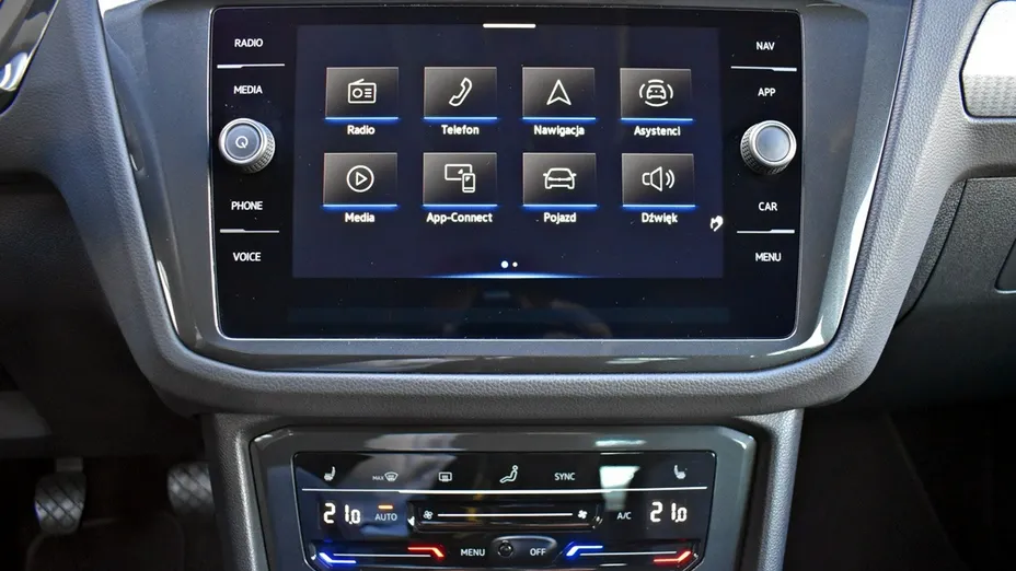 VOLKSWAGEN Tiguan -