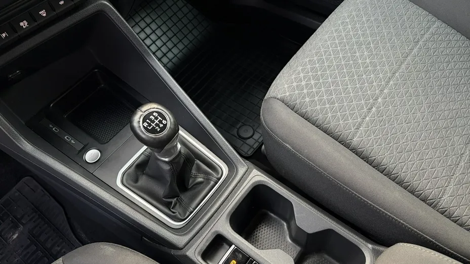 FORD Tourneo Connect -