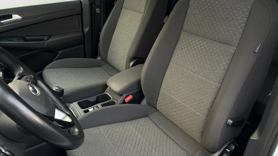 FORD Tourneo Connect -