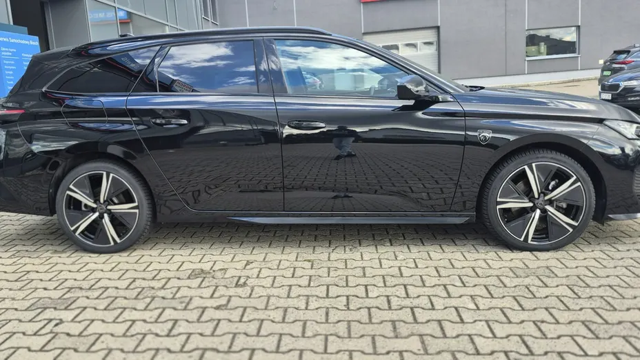 PEUGEOT 308 -