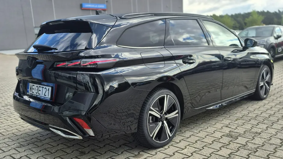 PEUGEOT 308 -