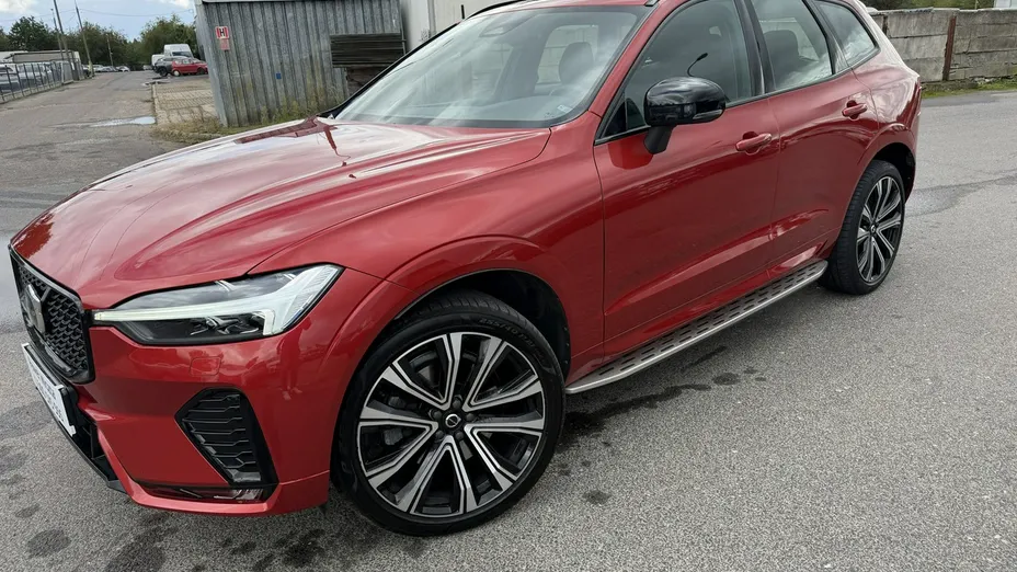 VOLVO XC60 -