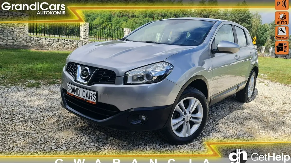 NISSAN Qashqai -