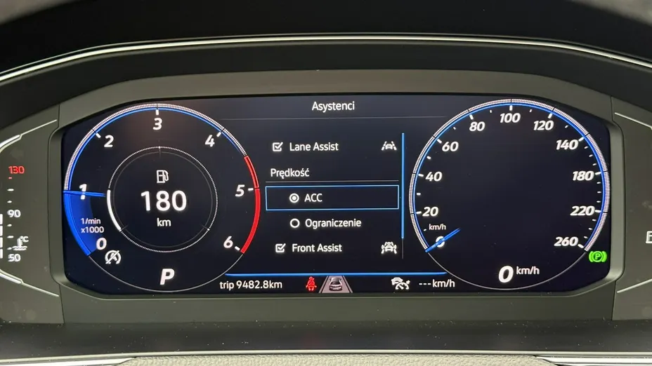 VOLKSWAGEN Passat -