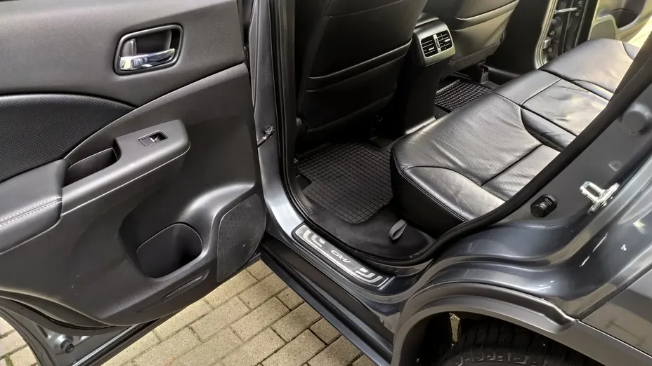 HONDA CR-V -
