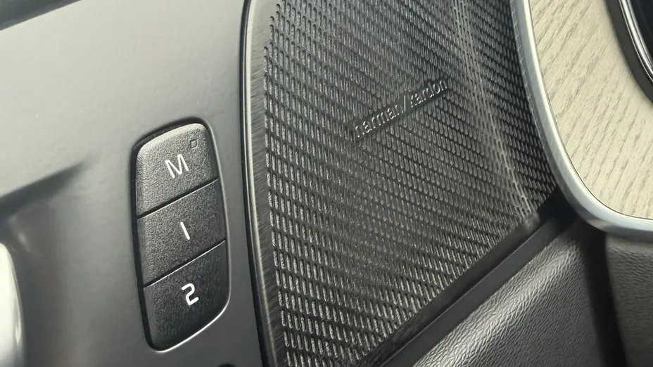 VOLVO XC60 -