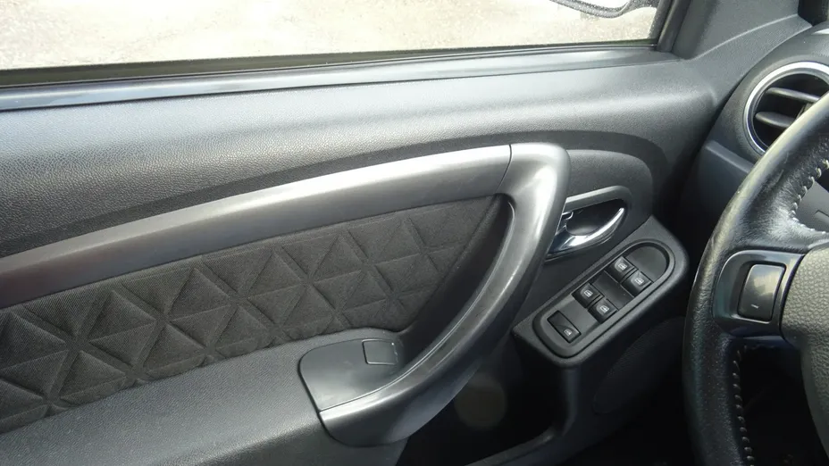 DACIA Duster -