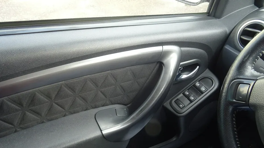 DACIA Duster -