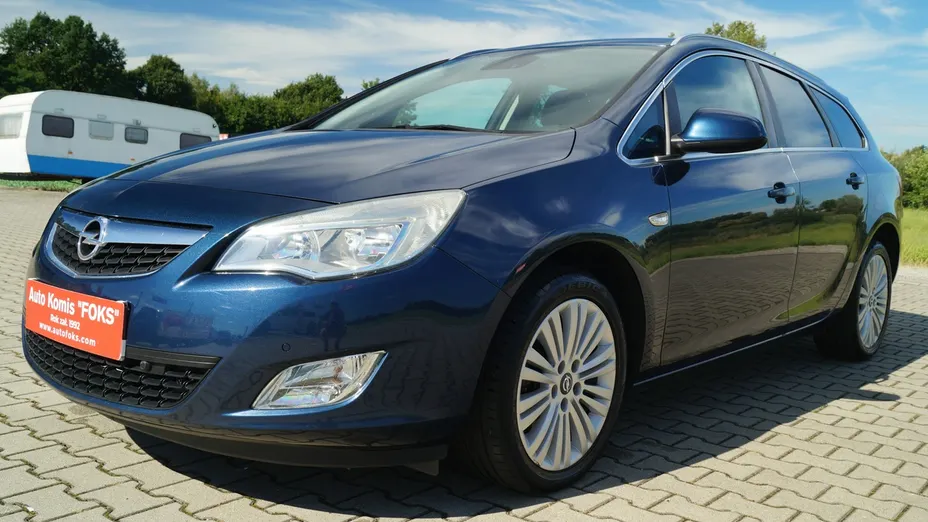 OPEL Astra -