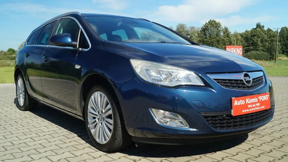 OPEL Astra -