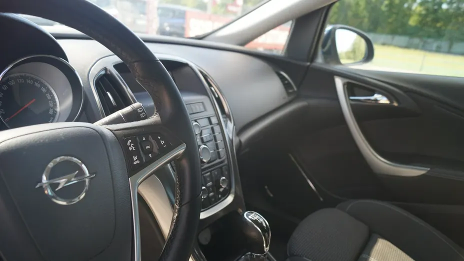 OPEL Astra -